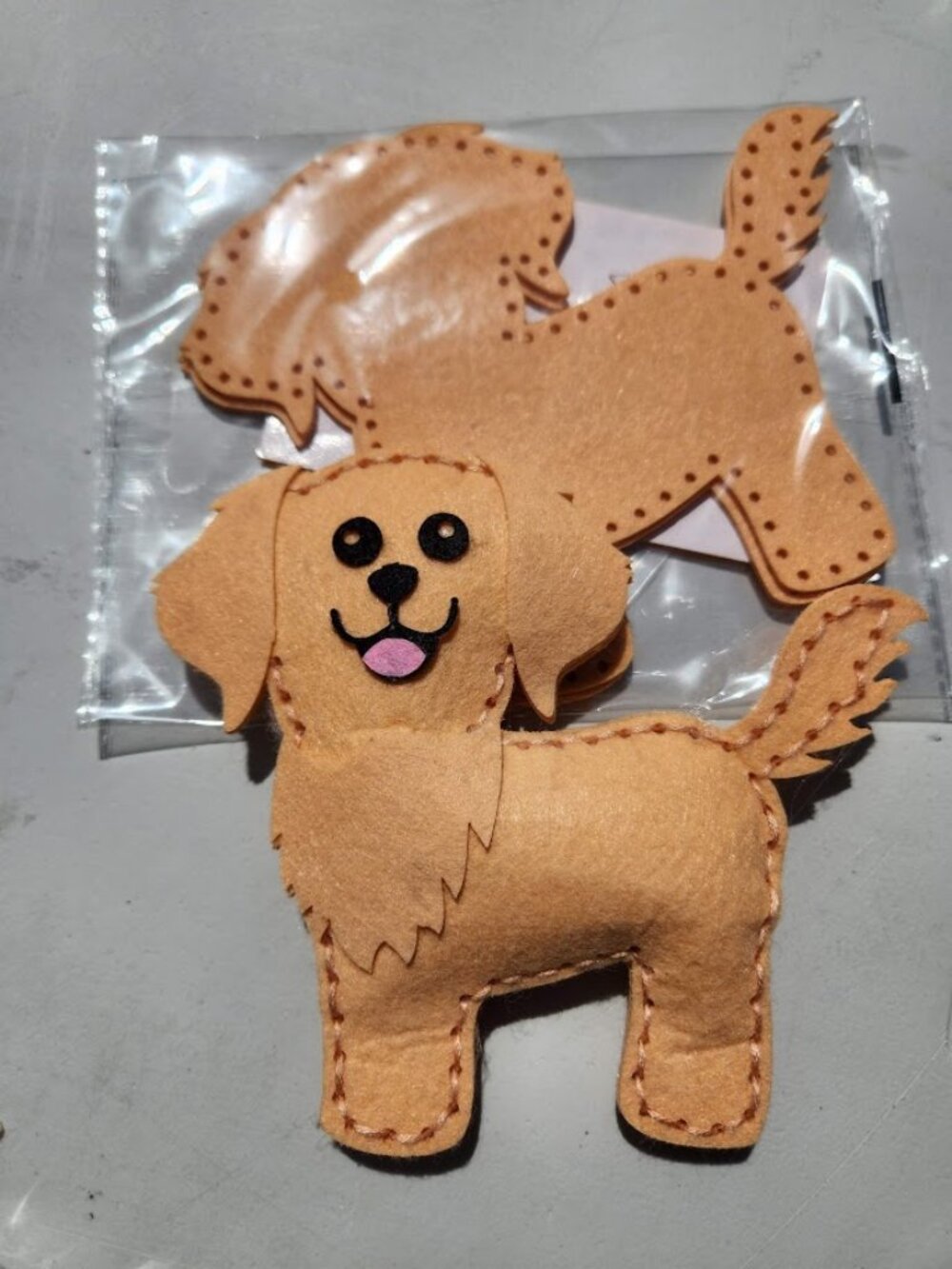 New Golden Retriever Dog Puppy Craft Kit Sewing Kit Felt Project Felts DIY Craft